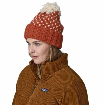 Patagonia SNOWBELLE BEANIE Offset Dot: Burnished R 2