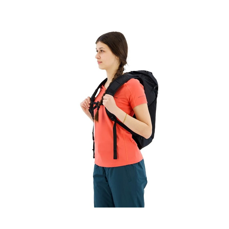 Hátizsák Osprey FAIRVIEW TRVL DPK BLACK