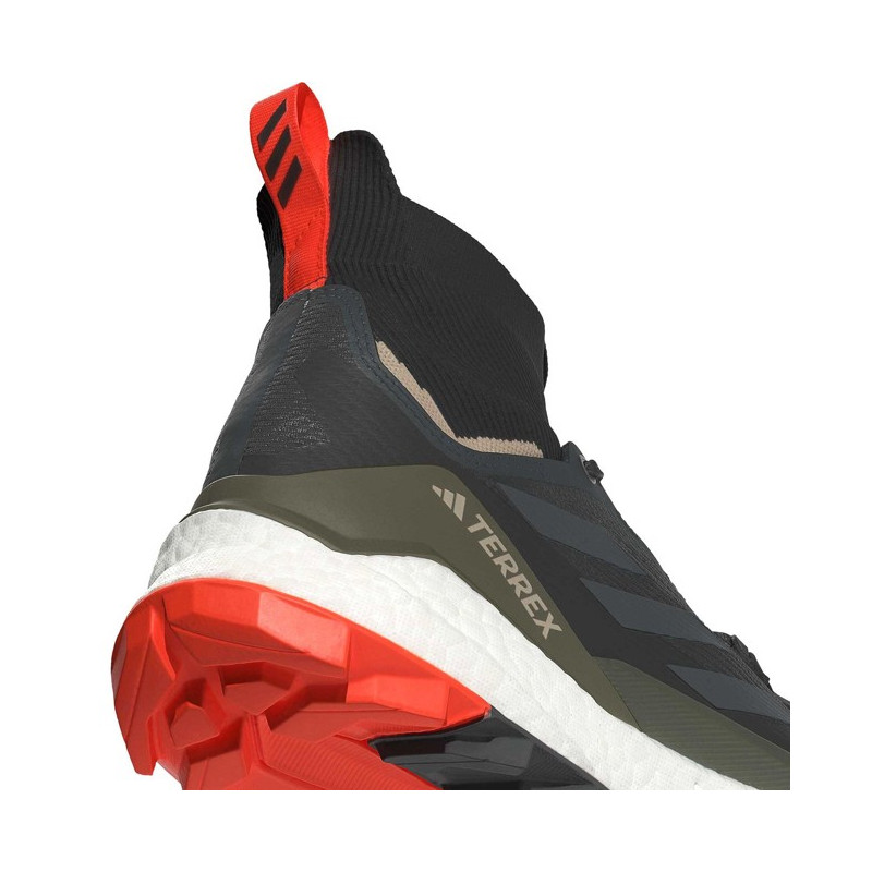 Sportbačiai Adidas FREE HIKER 2 Carbon/Grisei/Negbás