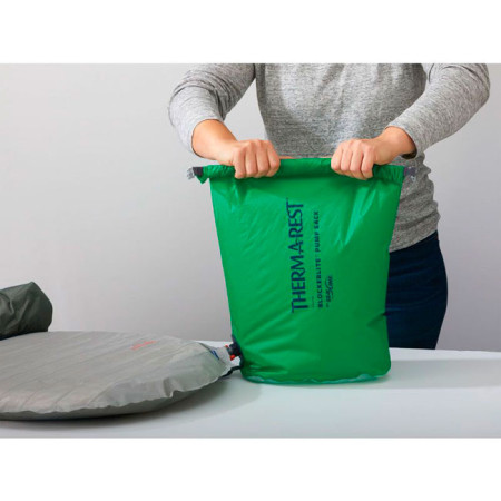 Therm-a-rest BlockerLite Pump Sack 2