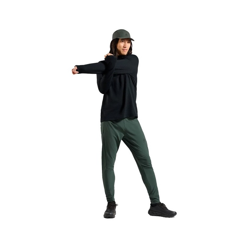 Fliskakna Odlo MID LAYER 1/2 ZIP ESSENTIAL THERMAL Blac