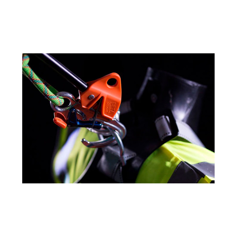 Beta Stick Access Compact