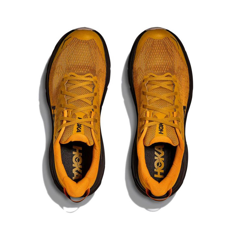 Hoka Challenger 8