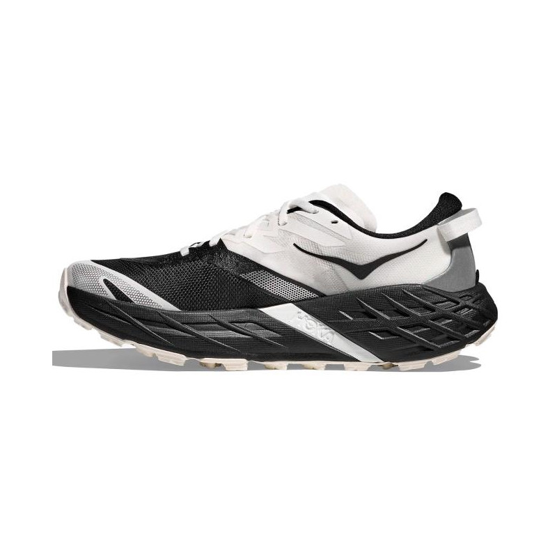 Hoka Speedgoat 7