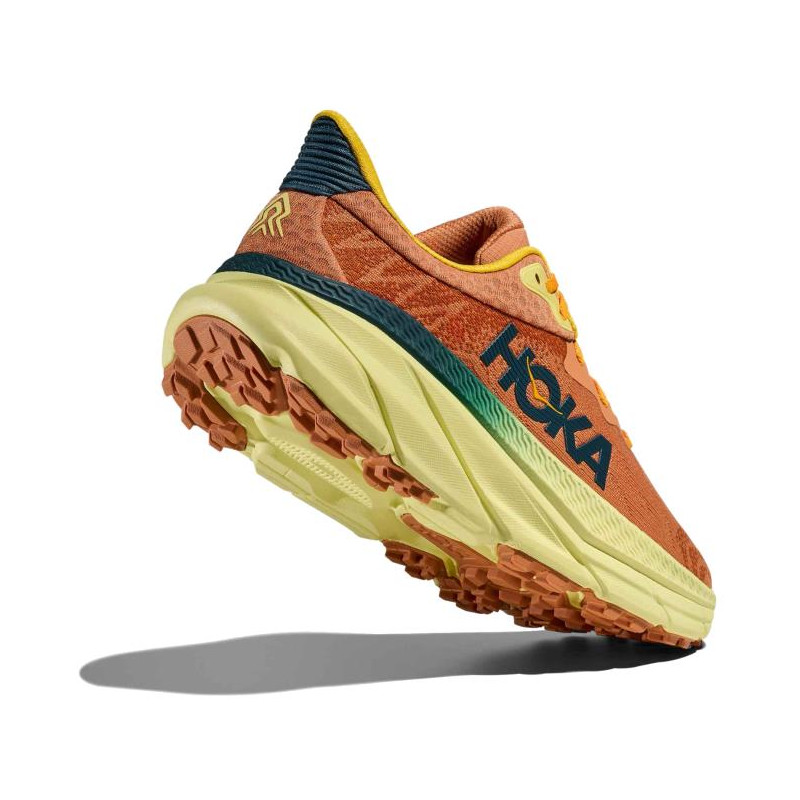 Hoka Challenger 7
