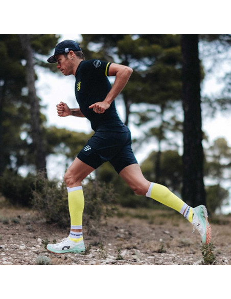 Pants Compressport TRAIL RACING 2-IN-1 SHORT M