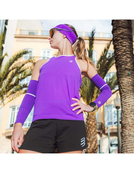 Hlače Compressport PERFORMANCE SHORT W