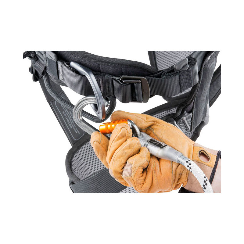 Postroj Petzl Astro Bod Fast Versión Int