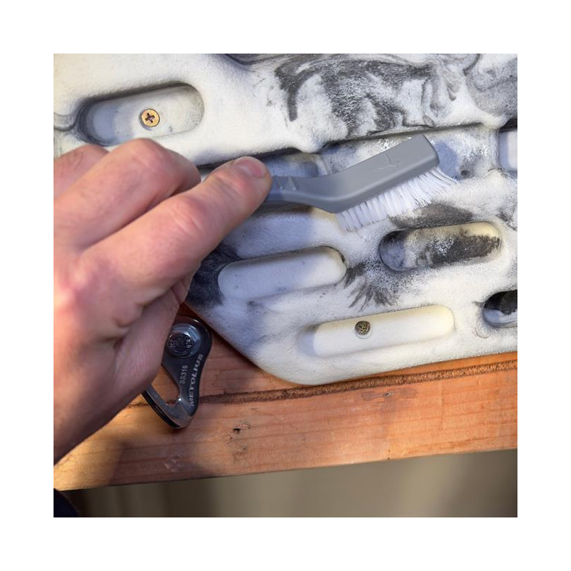 Metolius Vegan Brush