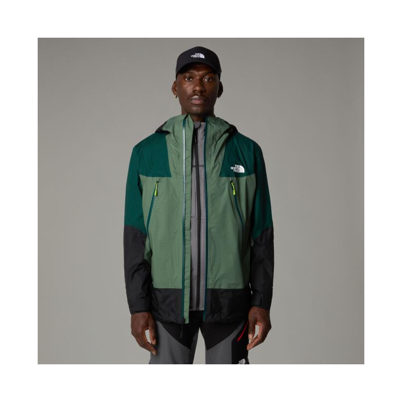 The North Face Signal 2.5L Dryvent