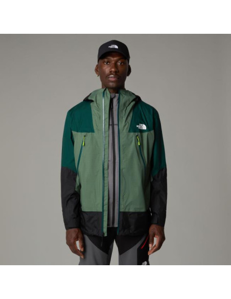 The North Face Signal 2.5L Dryvent