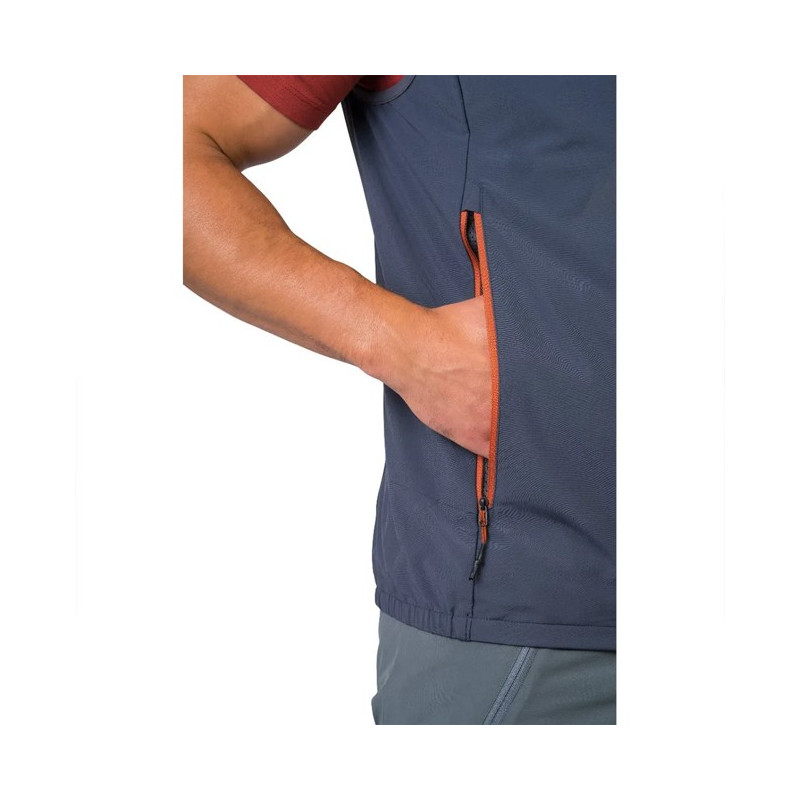 Vesta Hannah SEUMAS INDIA INK